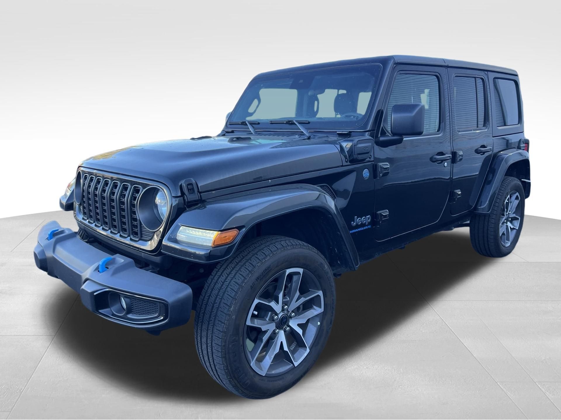Used 2024 Black Jeep Sport S 4xe image 9