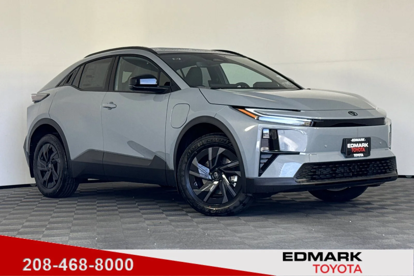 2026 Toyota C-HR SE AWD's photo