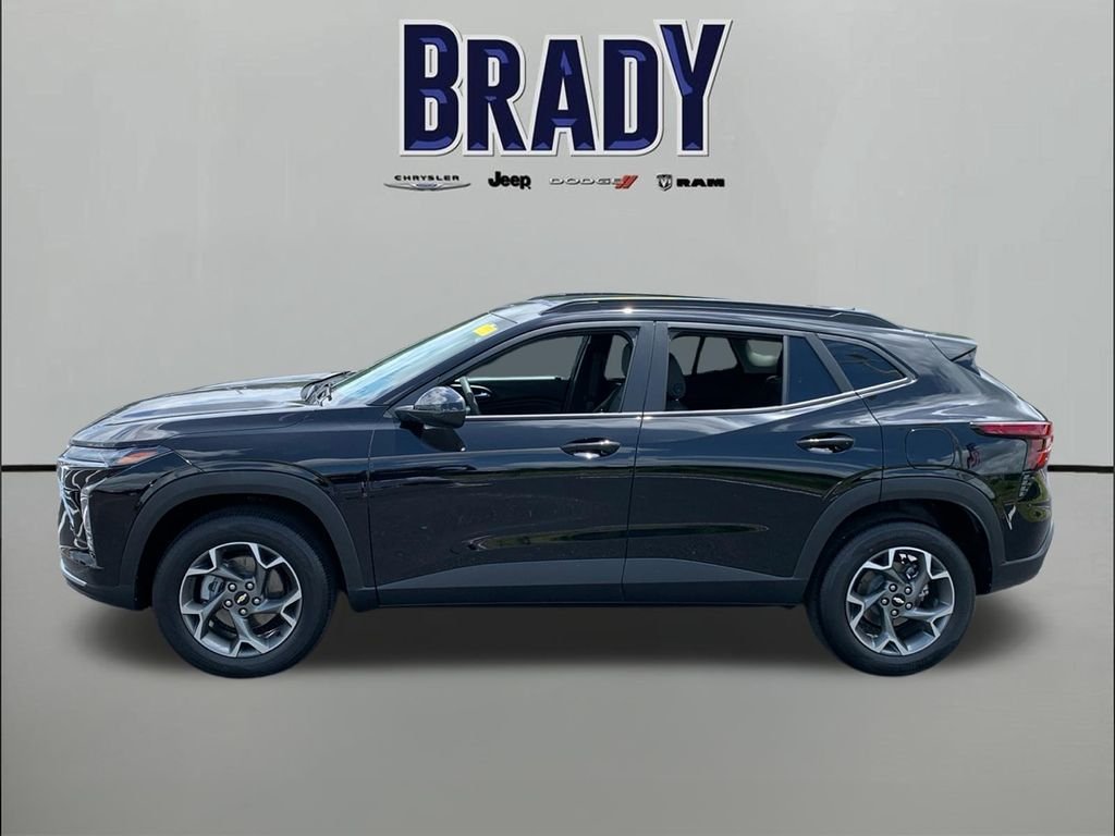 Used 2026 Black Chevrolet LT image 4