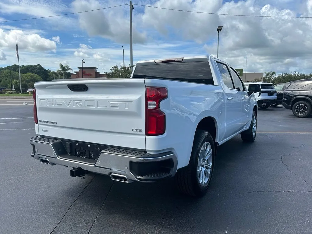 Used 2024 Summit White Chevrolet LTZ image 8