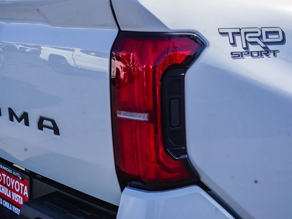 2026 Toyota Tacoma TRD Sport - Photo 7