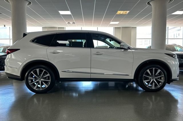 New 2026 Platinum White Pearl Acura Technology Package image 3