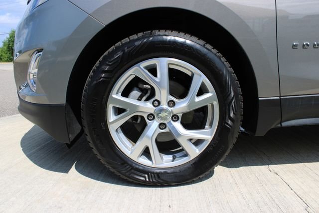 Used 2018 Gray Chevrolet Premier image 28
