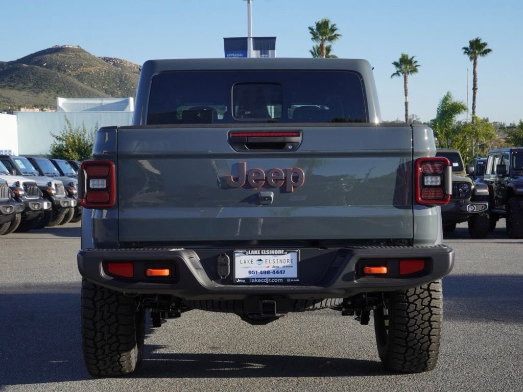 New 2026 Anvil Clear-Coat Exterior Paint Jeep Mojave image 4