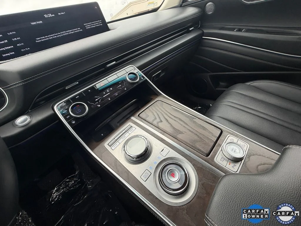 Used 2024 Silver Genesis 2.5T image 22