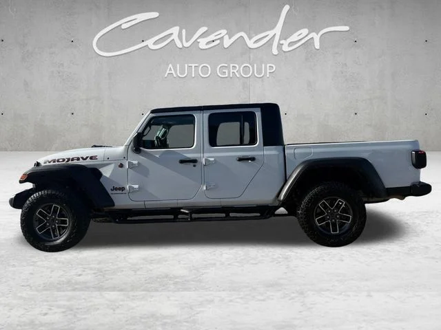 Used 2024 White Jeep Mojave image 13