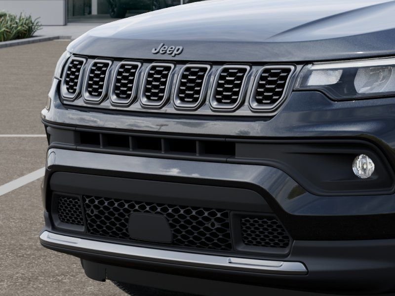 New 2026 Diamond Black Crystal Pearlcoat Jeep Latitude image 11
