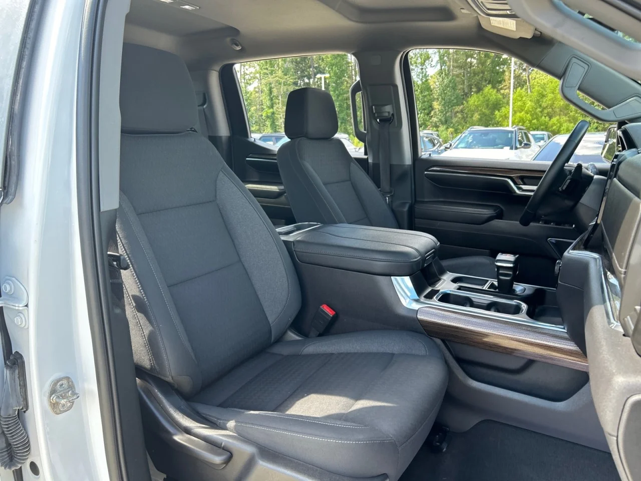 Used 2024 Summit White Chevrolet LT Trail Boss image 20
