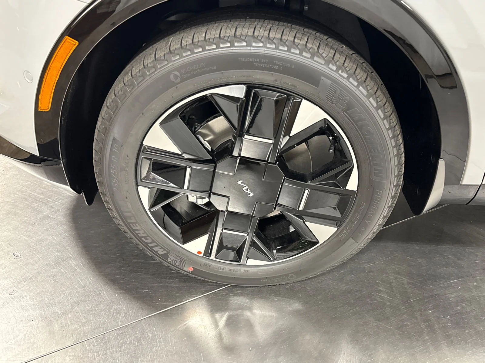 New 2026 Gray Kia SX-Prestige image 2