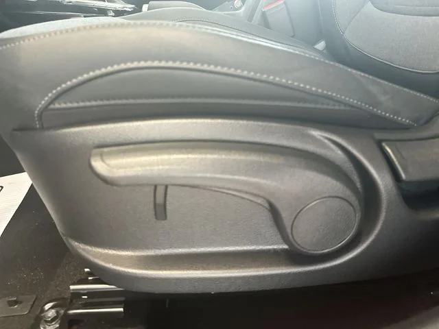 Used 2023 Orange Kia S image 16