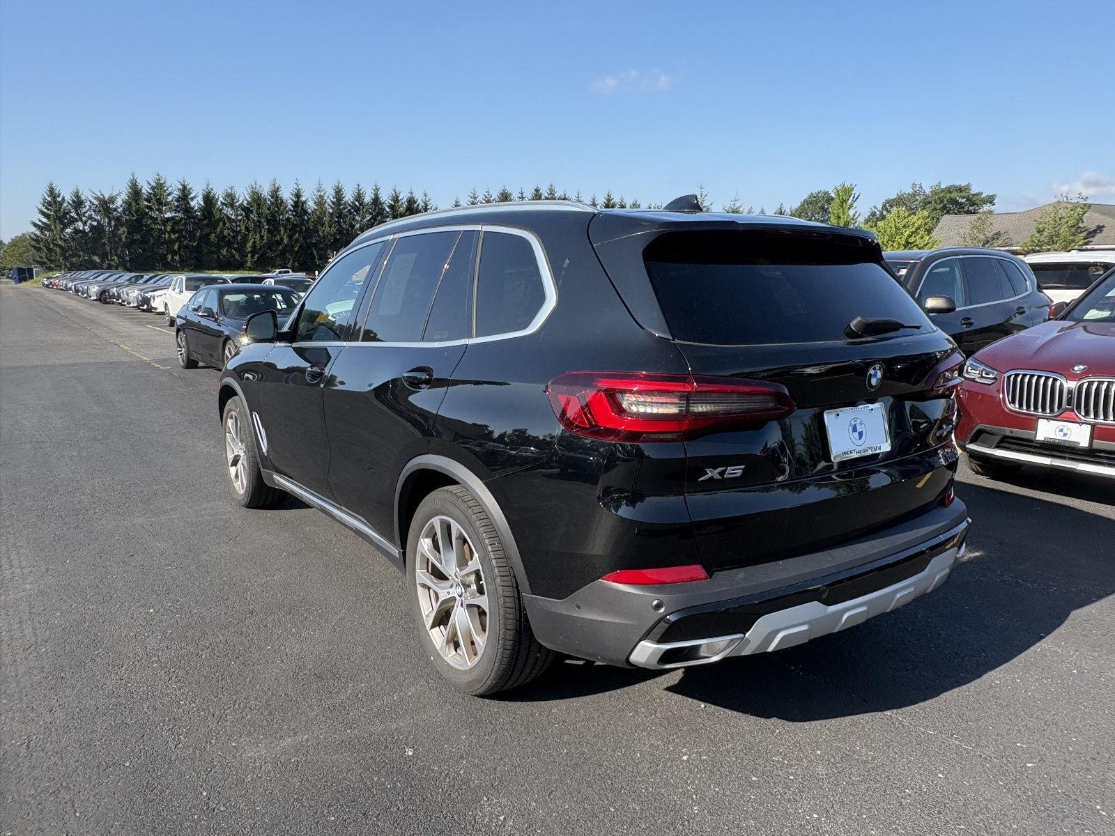 Used 2023 Jet Black BMW xDrive40i image 7