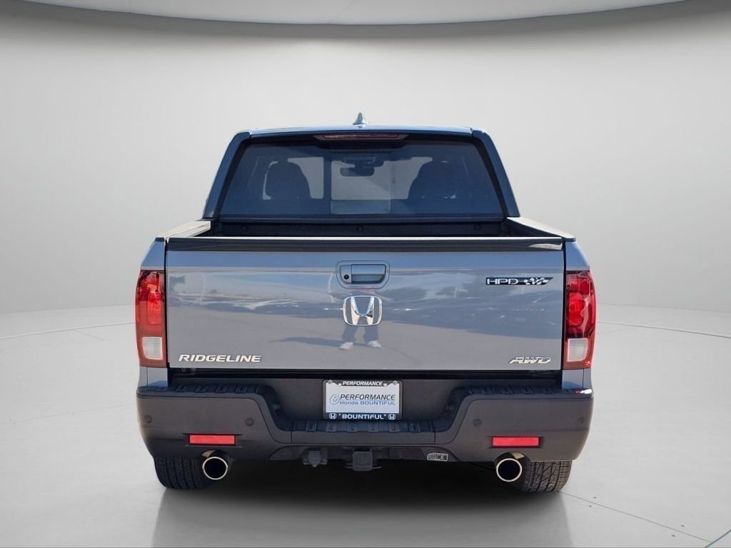 Used 2022 Gray Honda Black Edition image 26