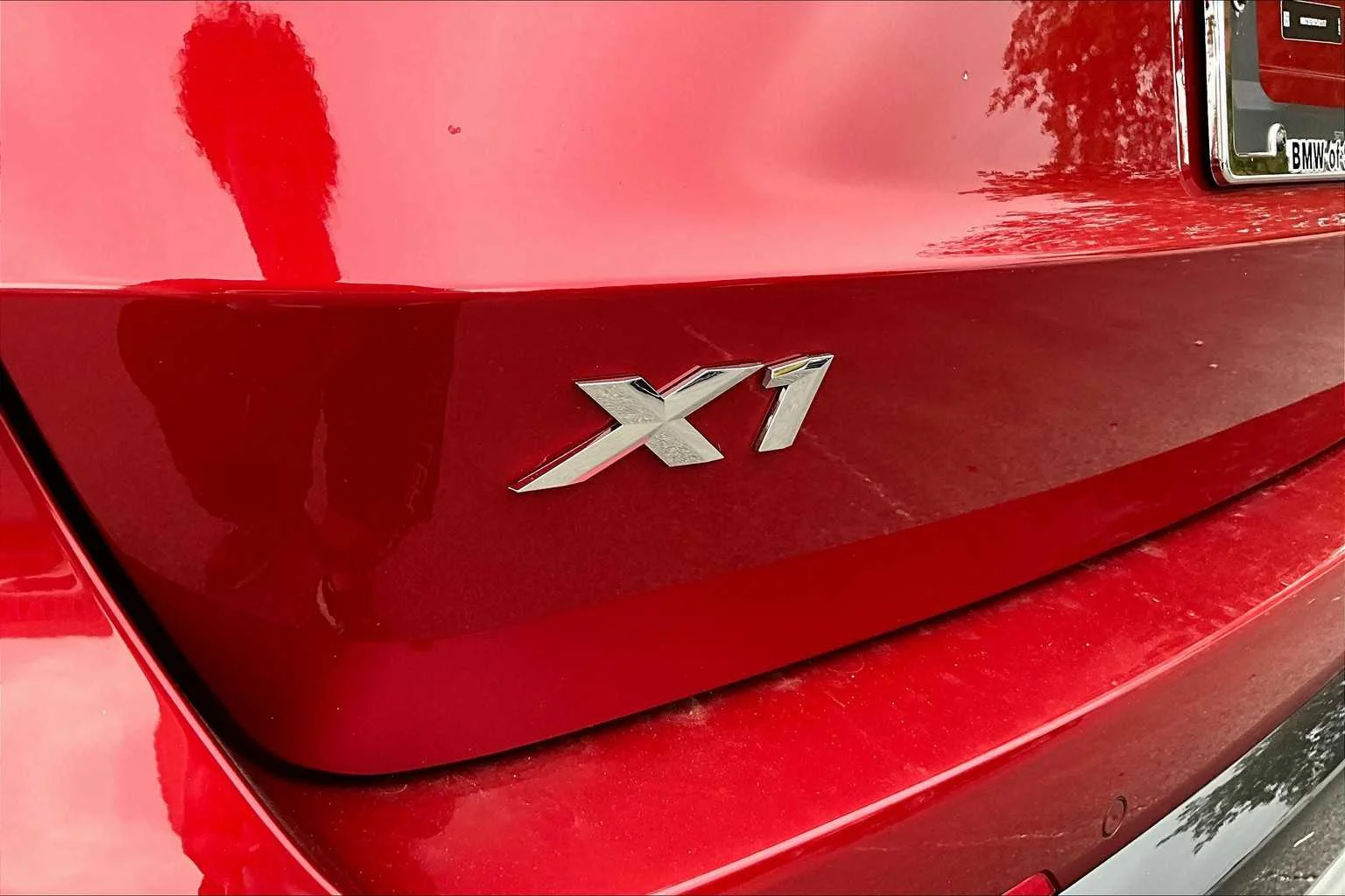 New 2026 Vegas Red Metallic BMW xDrive28i image 15
