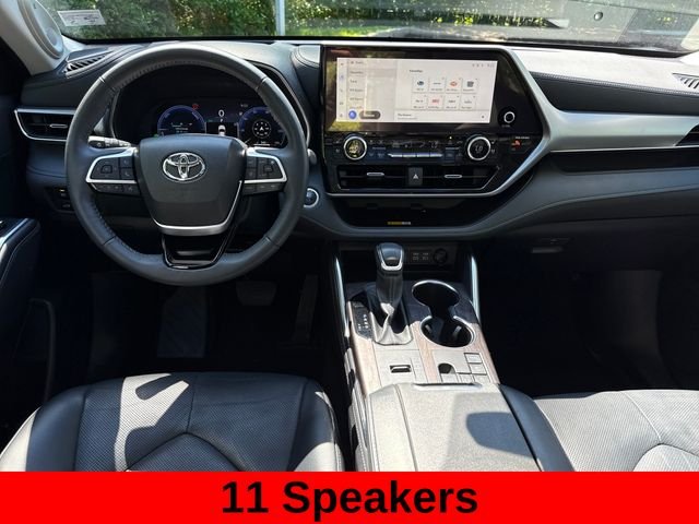 Used 2024  Toyota Platinum image 24