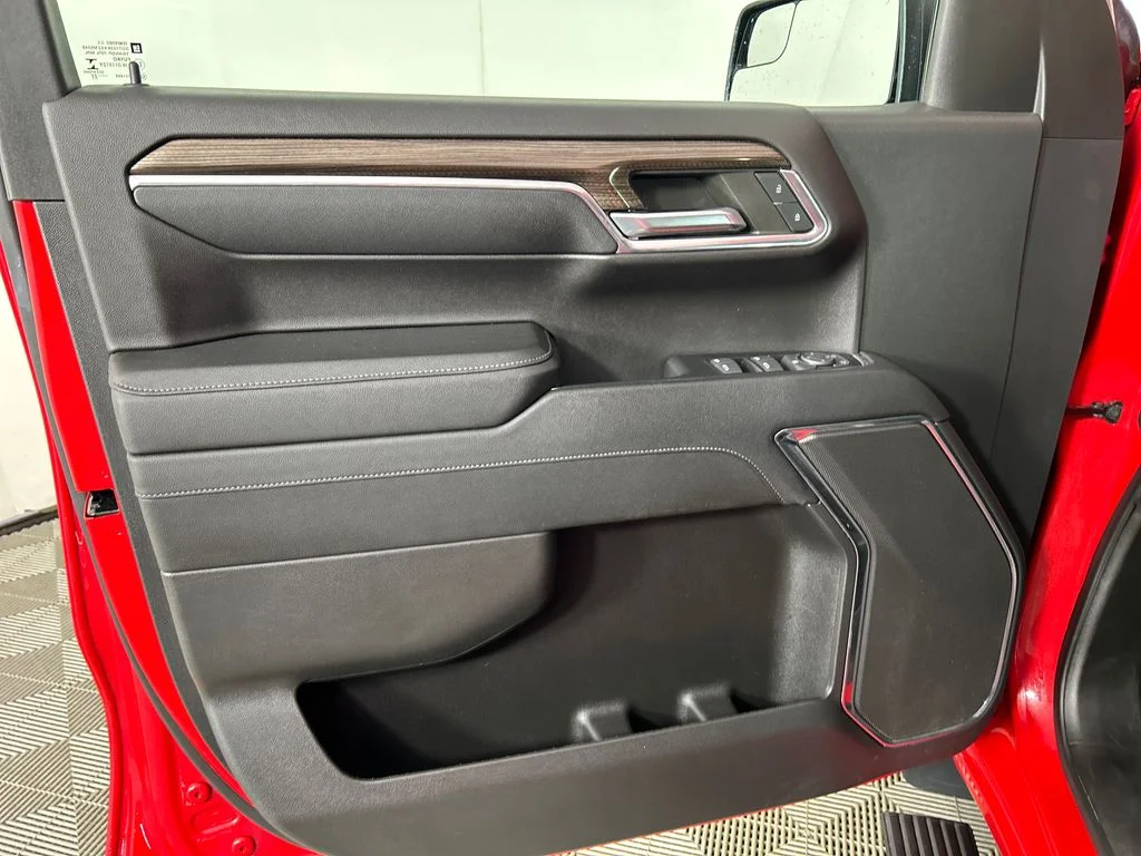 Used 2023 Red Chevrolet LT image 12