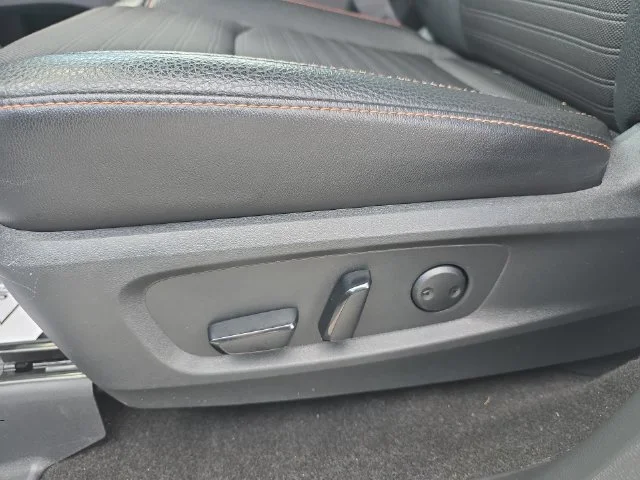 Used 2023 White Nissan Rock Creek image 29