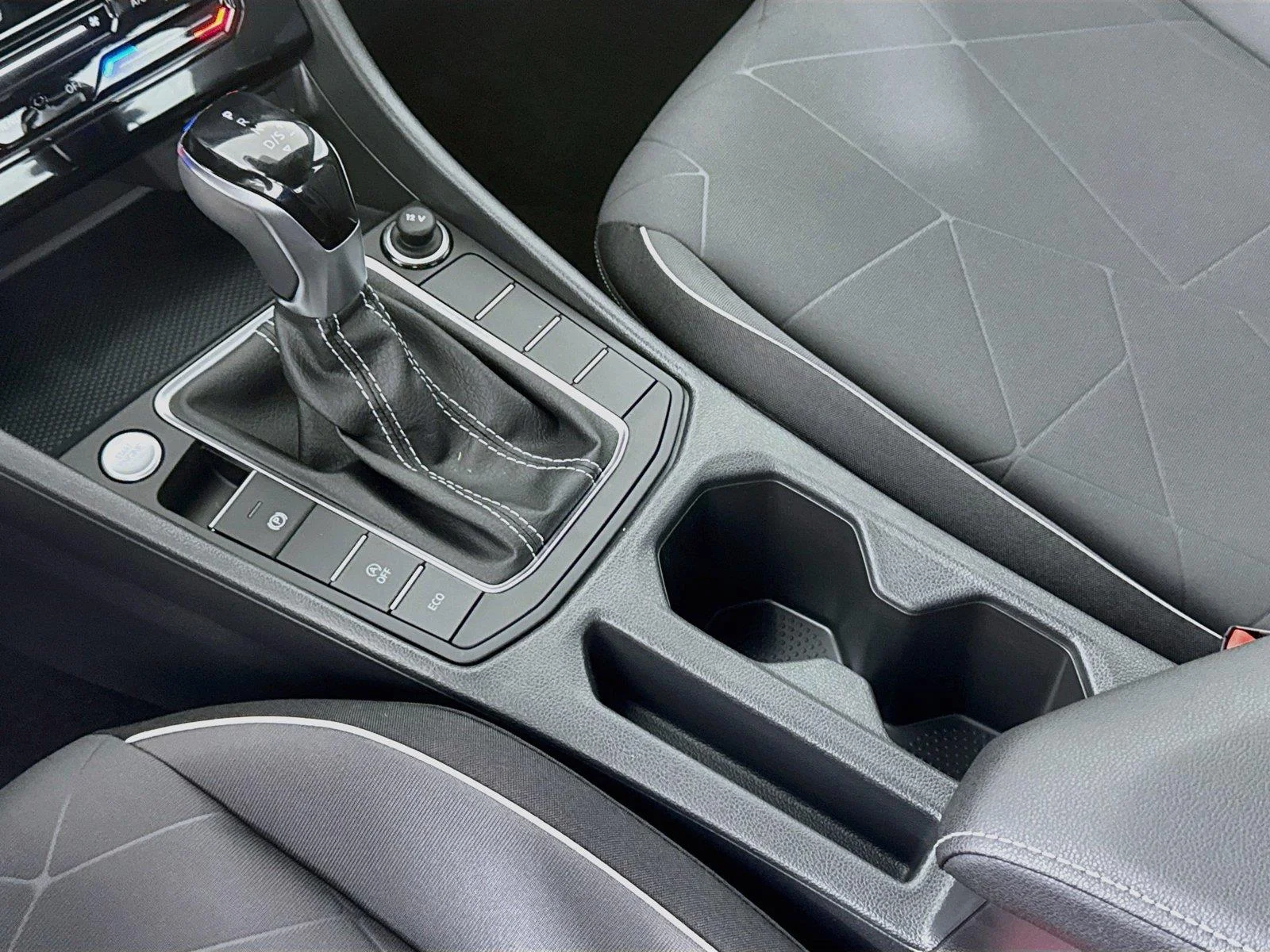 New 2027 GRAY VOLKSWAGEN  image 16