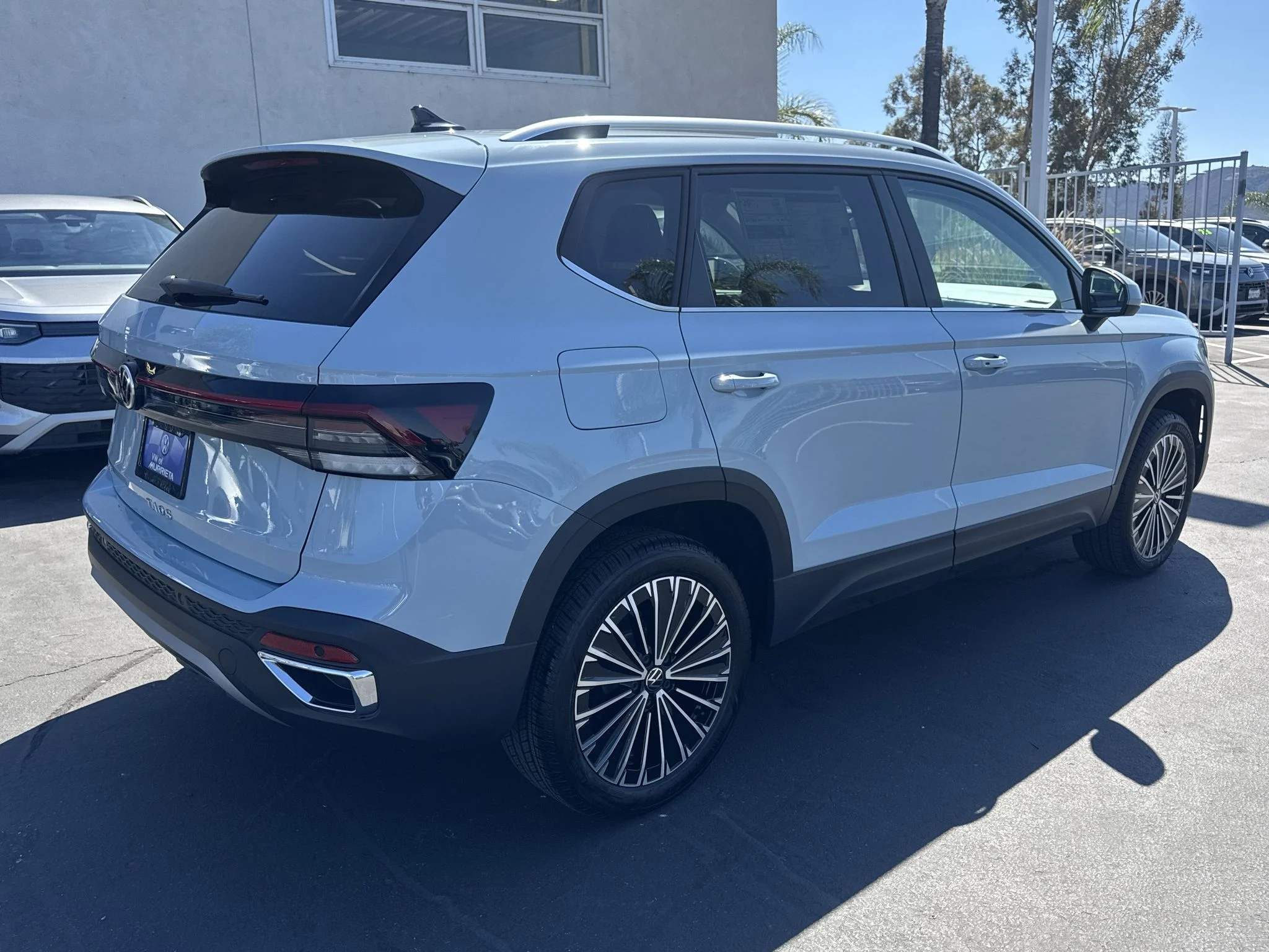 New 2027 Monument Gray Volkswagen SE image 7