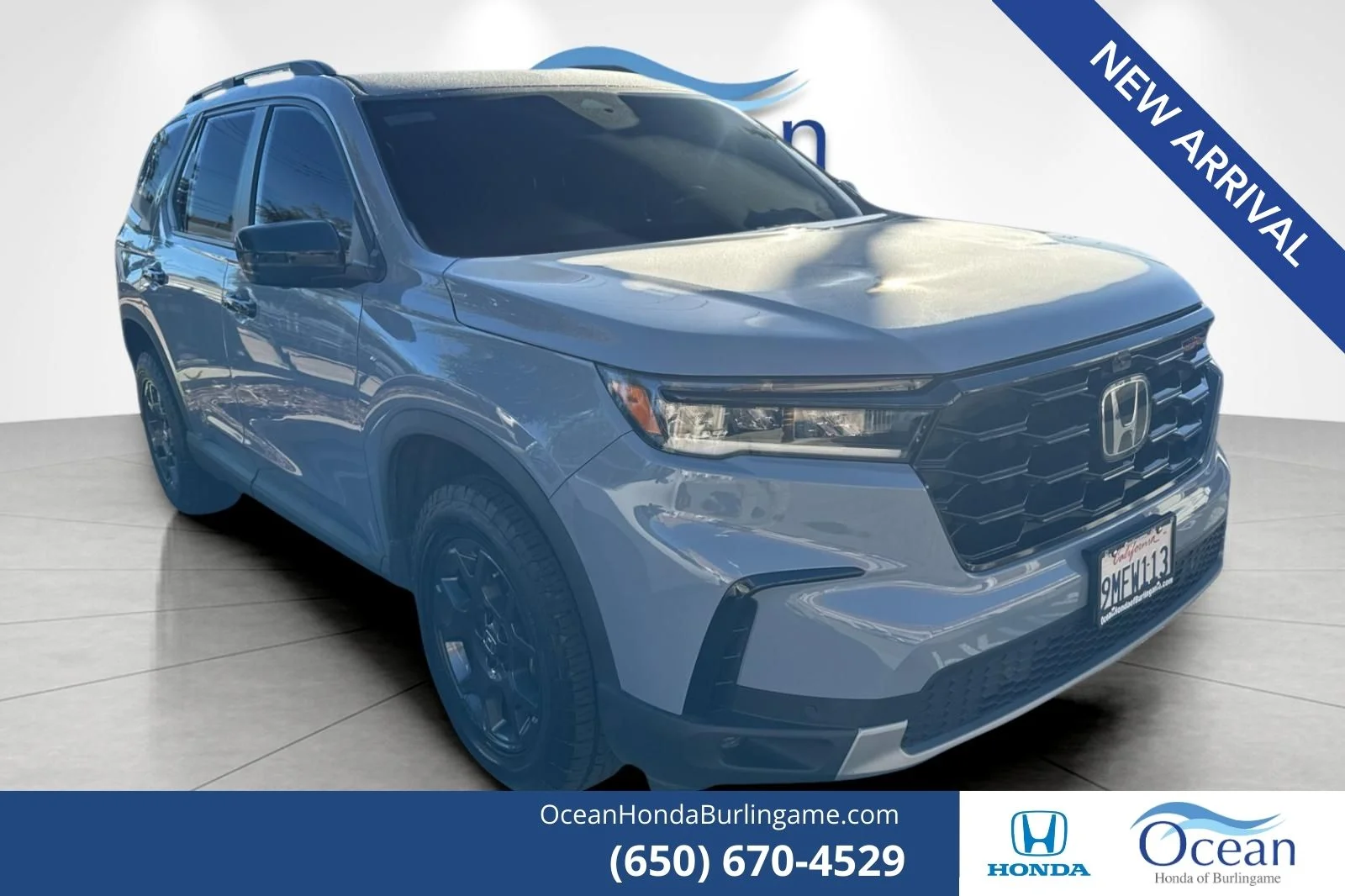 Certified Used 2025 Ggray Honda TrailSport image 1