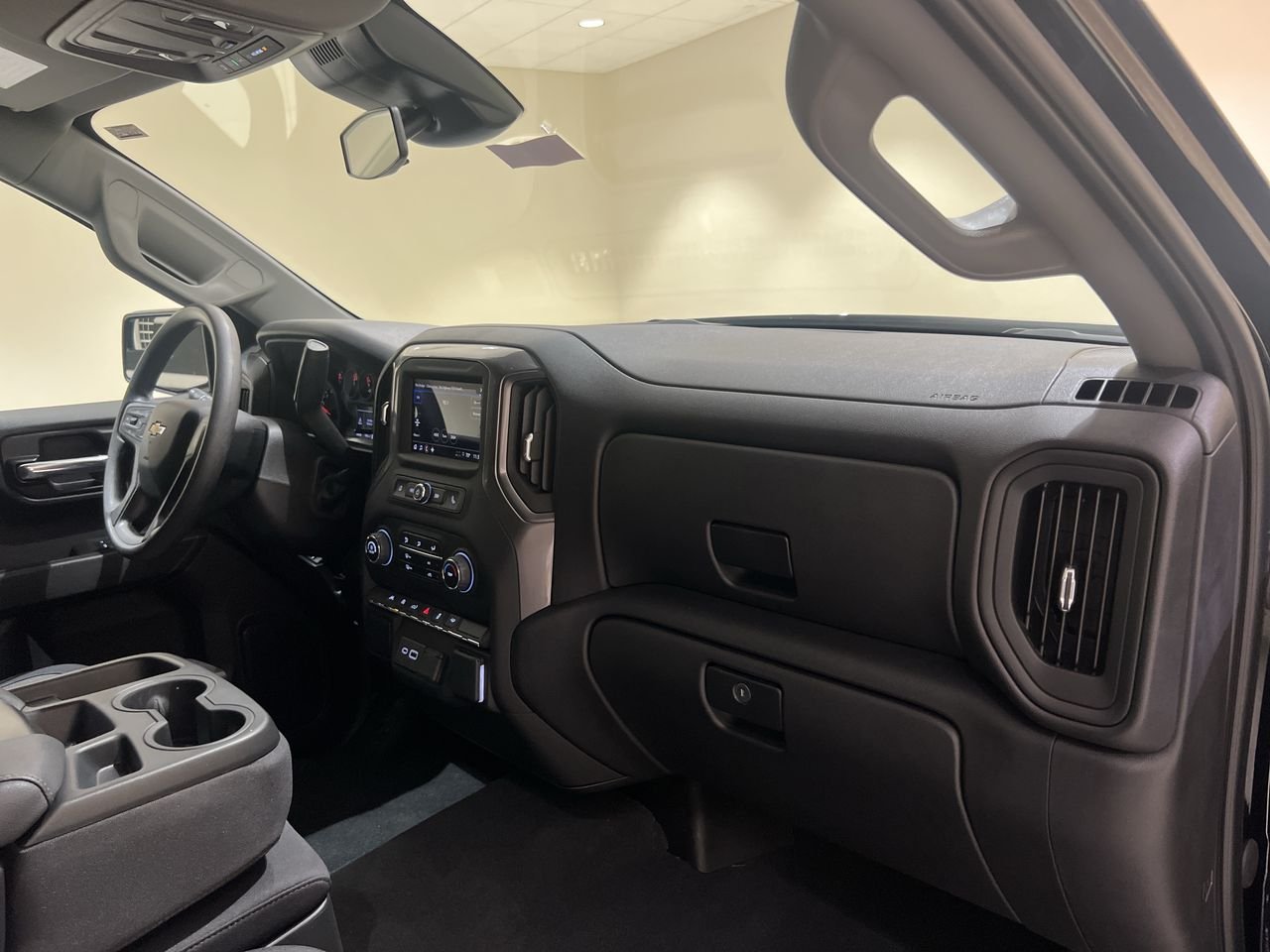 2025 Chevrolet Silverado 1500 Custom - Photo 61