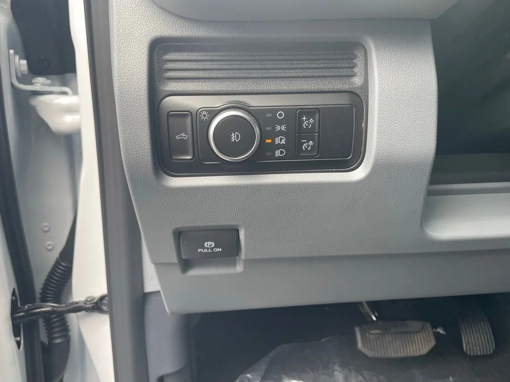 New 2026 Oxford White Ford F-350® XL image 13