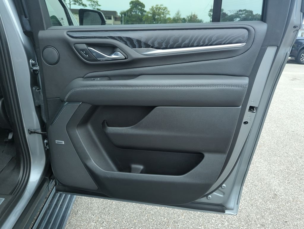 Used 2023 Silver GMC Denali image 33