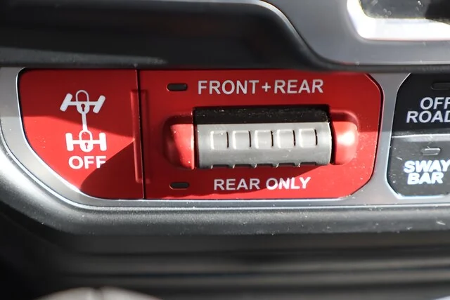 Used 2023 Sting-Gray Clearcoat Jeep Rubicon image 15