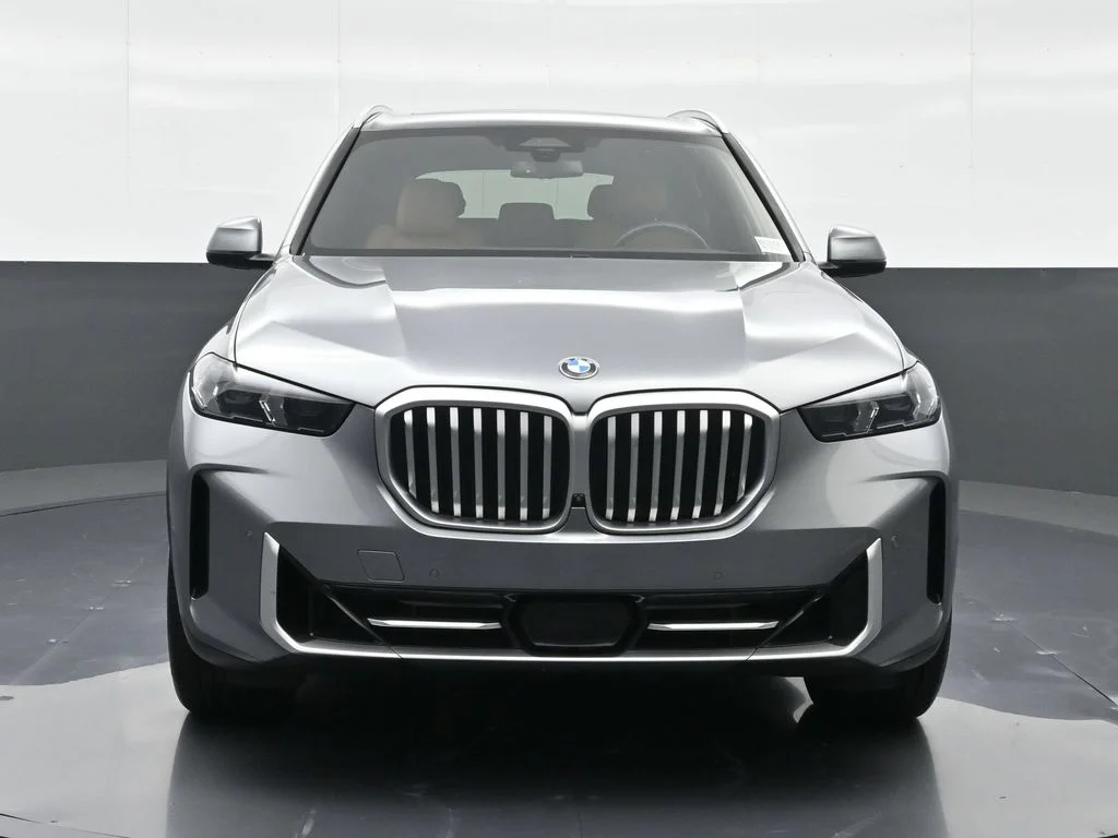 Certified Used 2024 Gray BMW sDrive40i image 15