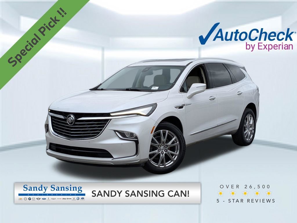 2023 Buick Enclave Essence's photo