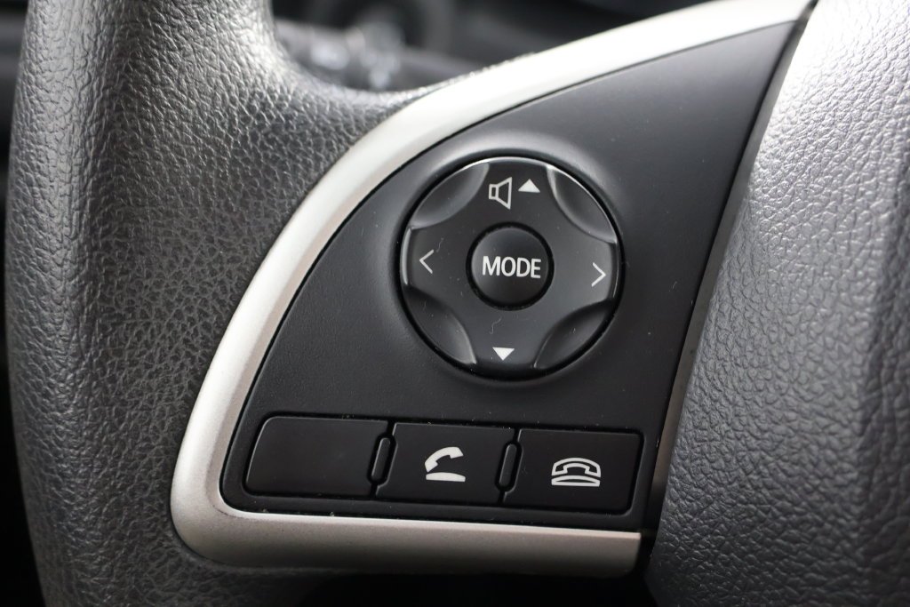 Used 2024  Mitsubishi 2.0 ES image 11