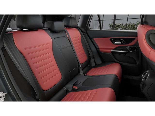 New 2026 MANUFAKTUR exclusive graphite grey magno Mercedes-Benz GLC 300 image 6