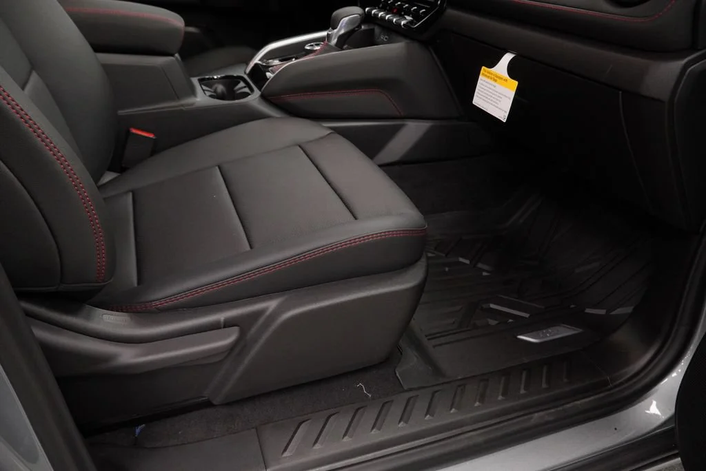 New 2026 Sterling Gray Metallic Chevrolet Z71 image 29