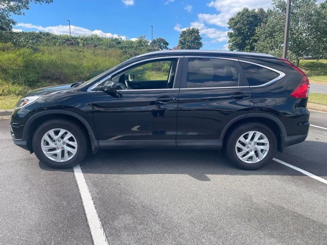 Used 2016  Honda EX-L image 2