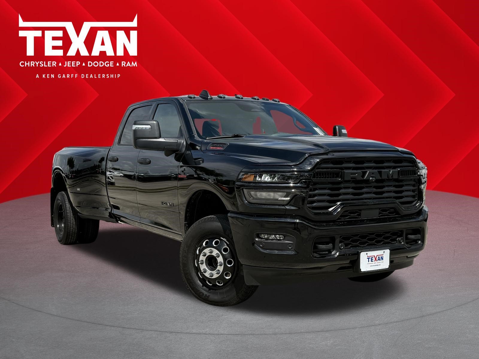 New 2026 Diamond Black Crystal Pearl-Coat Exterior Paint RAM Big Horn image 1
