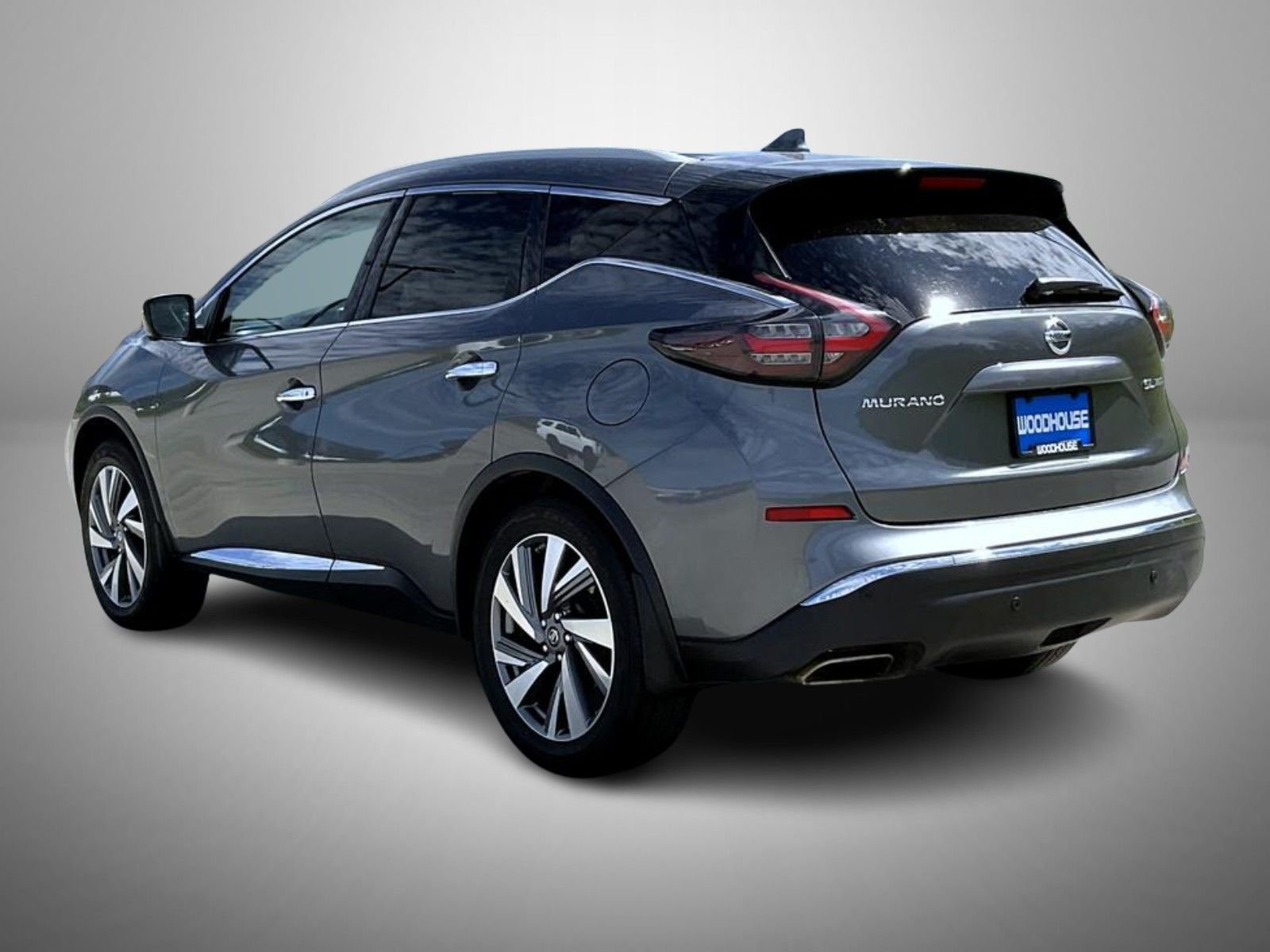 Used 2019 Gray Nissan SL image 7