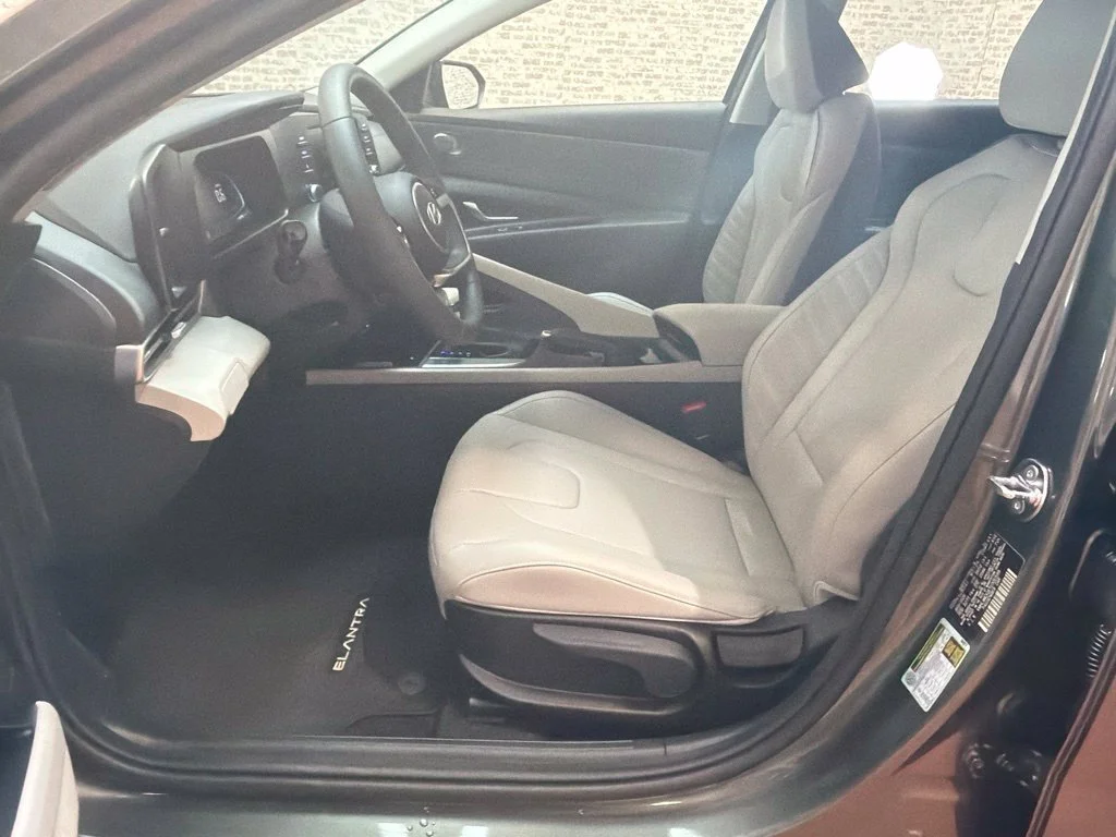New 2026 Amazon Gray Hyundai SEL Sport Plus image 28