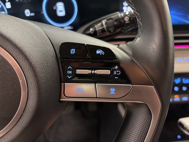 2024 Hyundai Elantra Limited - Photo 17