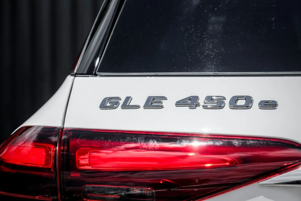 New 2026 Polar White Mercedes-Benz GLE 450e image 9