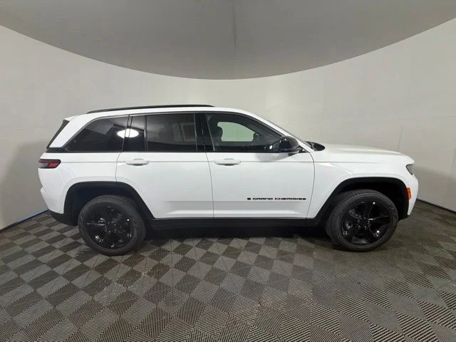 New 2026 White Jeep Limited image 10