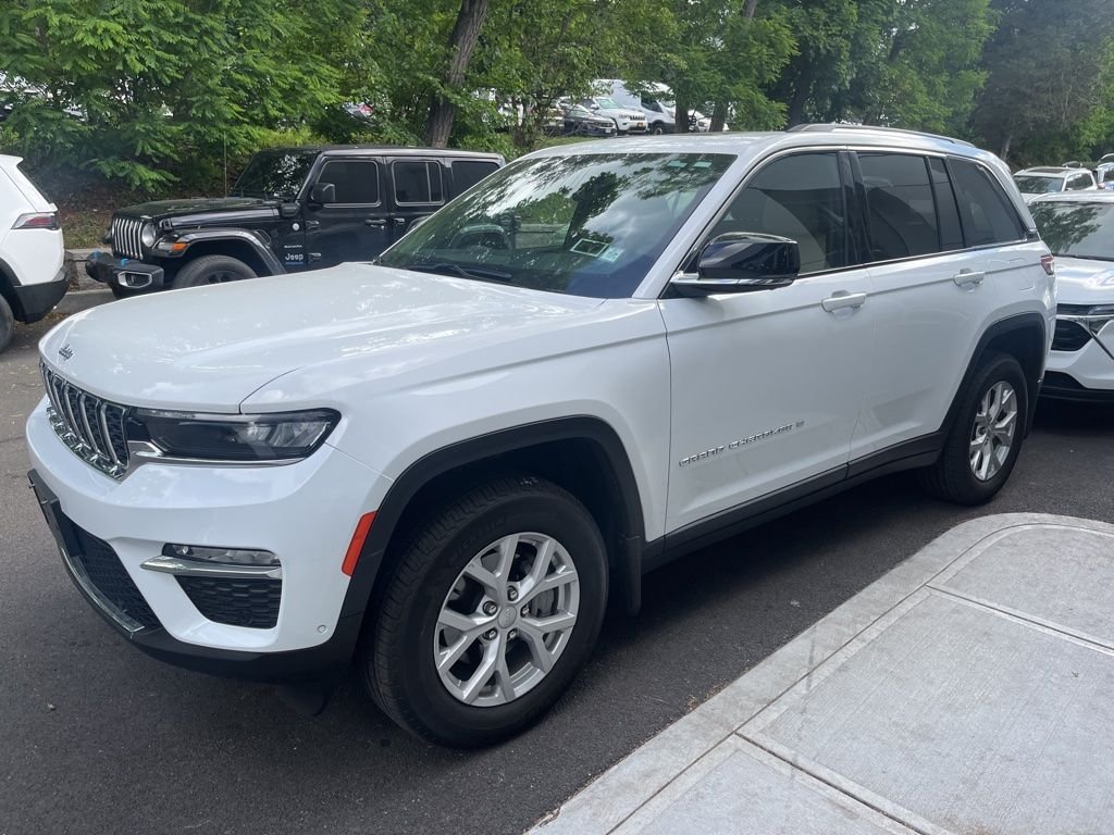 2023 Jeep Grand Cherokee Limited 4x4's photo
