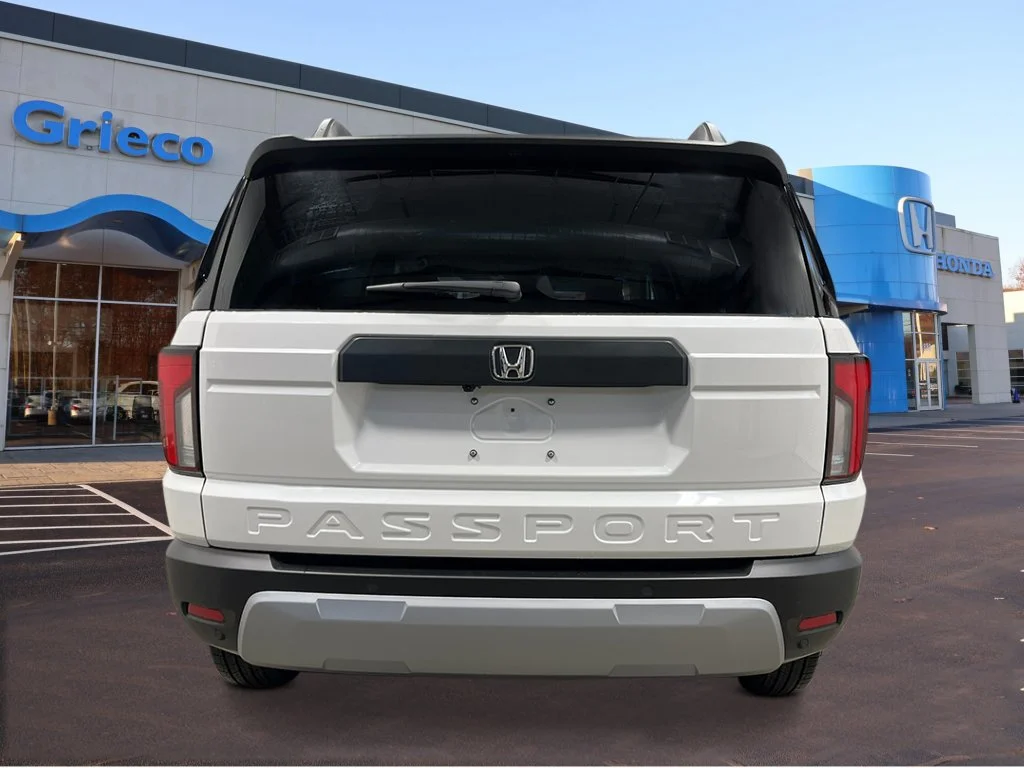 New 2026 White Honda RTL image 4