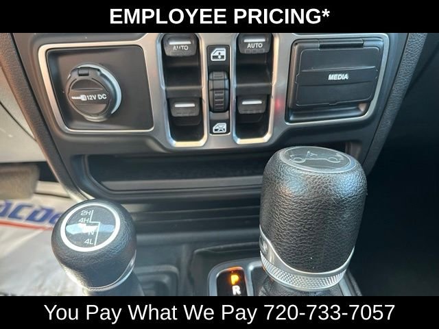 Used 2018 Granite Crystal Clearcoat Metallic Jeep Unlimited Sport S image 37