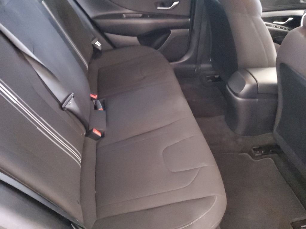 Used 2022 Gray Hyundai SEL image 17