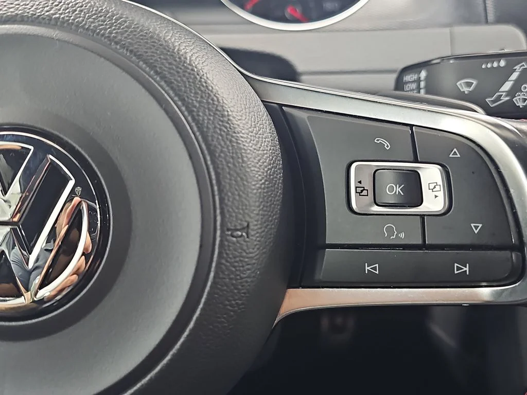 Used 2015 White Volkswagen 2.0T S image 20