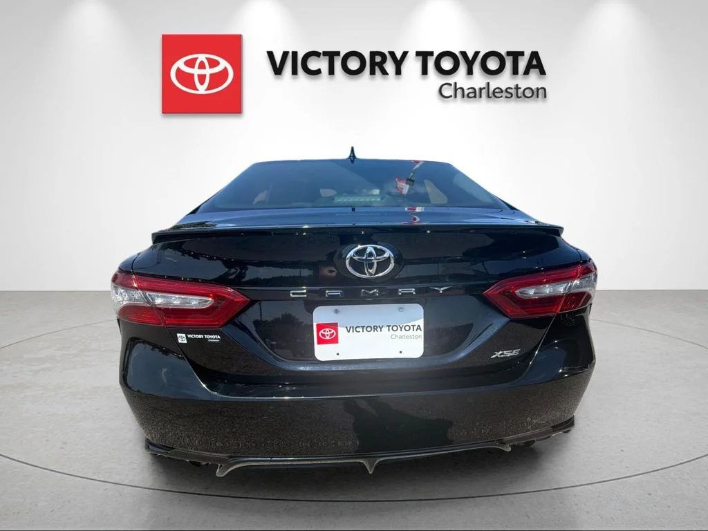 Used 2018 Black Toyota XSE V6 image 4