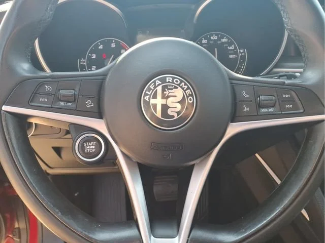 Used 2018 Red Alfa Romeo Ti AWD image 14