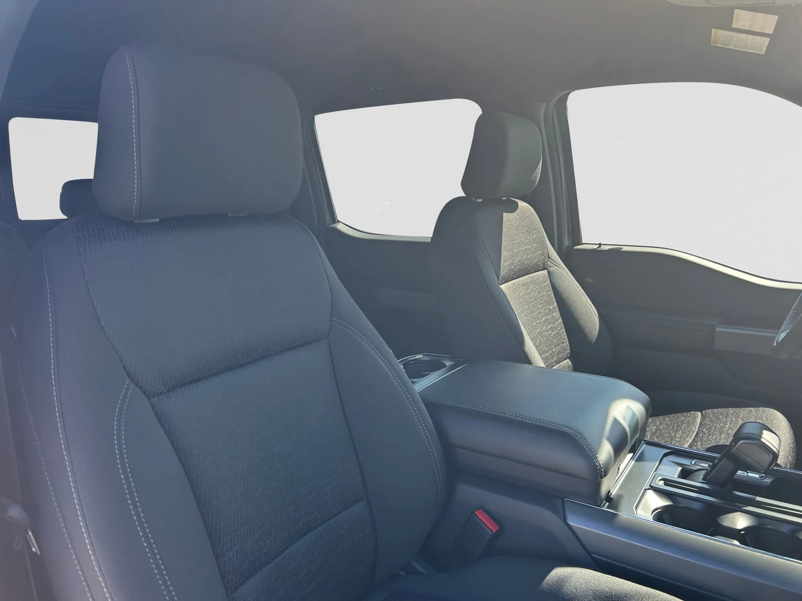 New 2026 Iconic Silver Metallic Ford XLT image 12