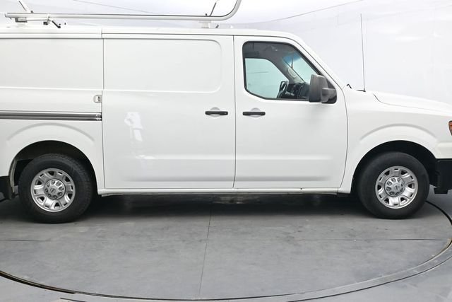Used 2021 White Nissan SV image 9