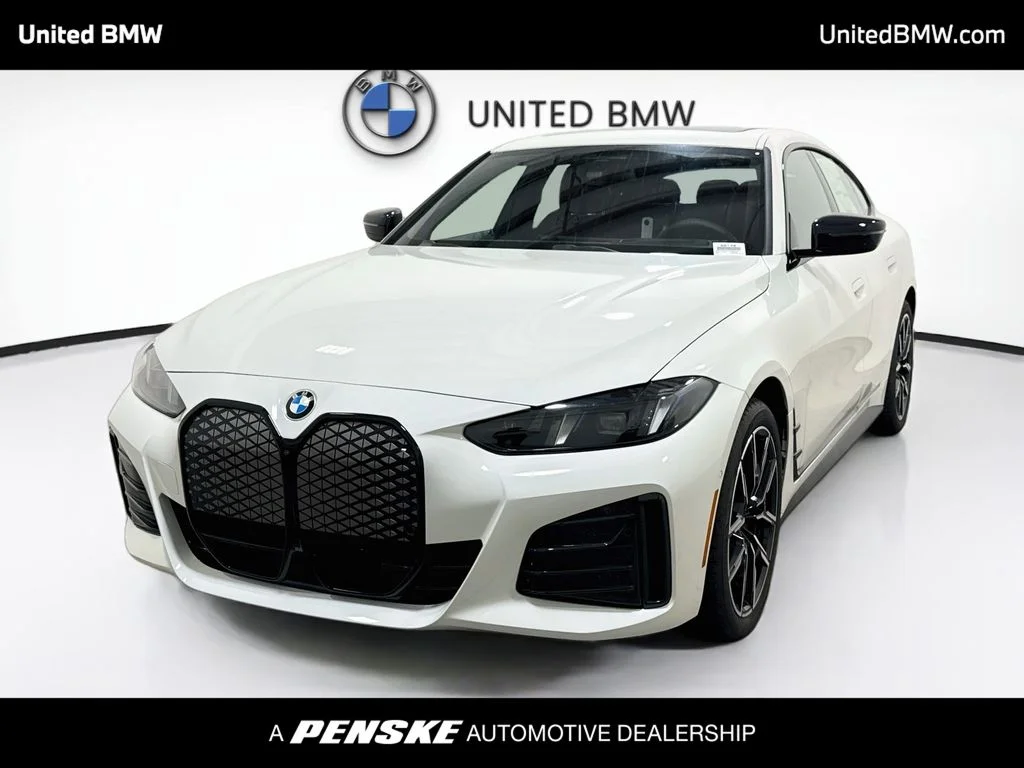 New 2026 Alpine White BMW eDrive40 image 1