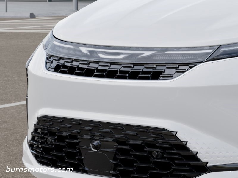 New 2027 Bright White Clear-Coat Exterior Paint Chrysler Limited image 11